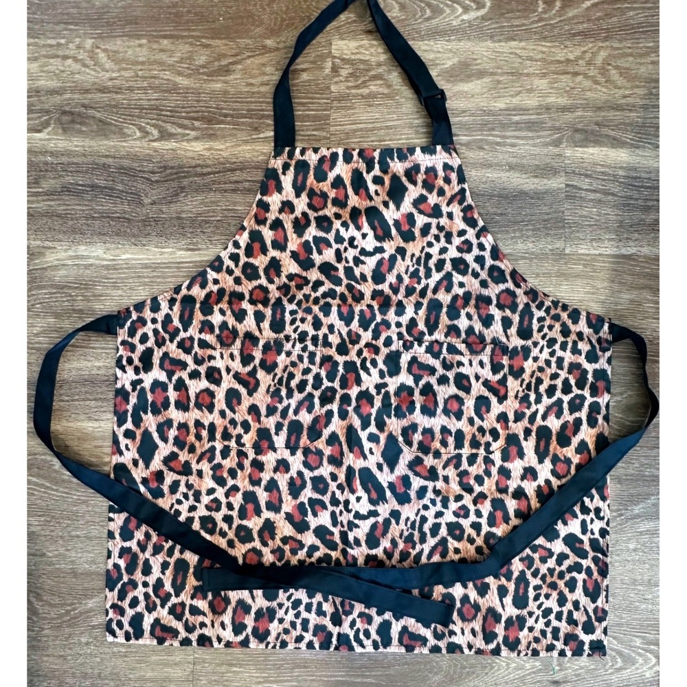 Leopard Print Hairstyling Apron Waterproof Salon Barber Bib with Pockets Brown